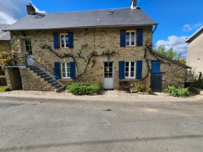 La villa aux volets bleus